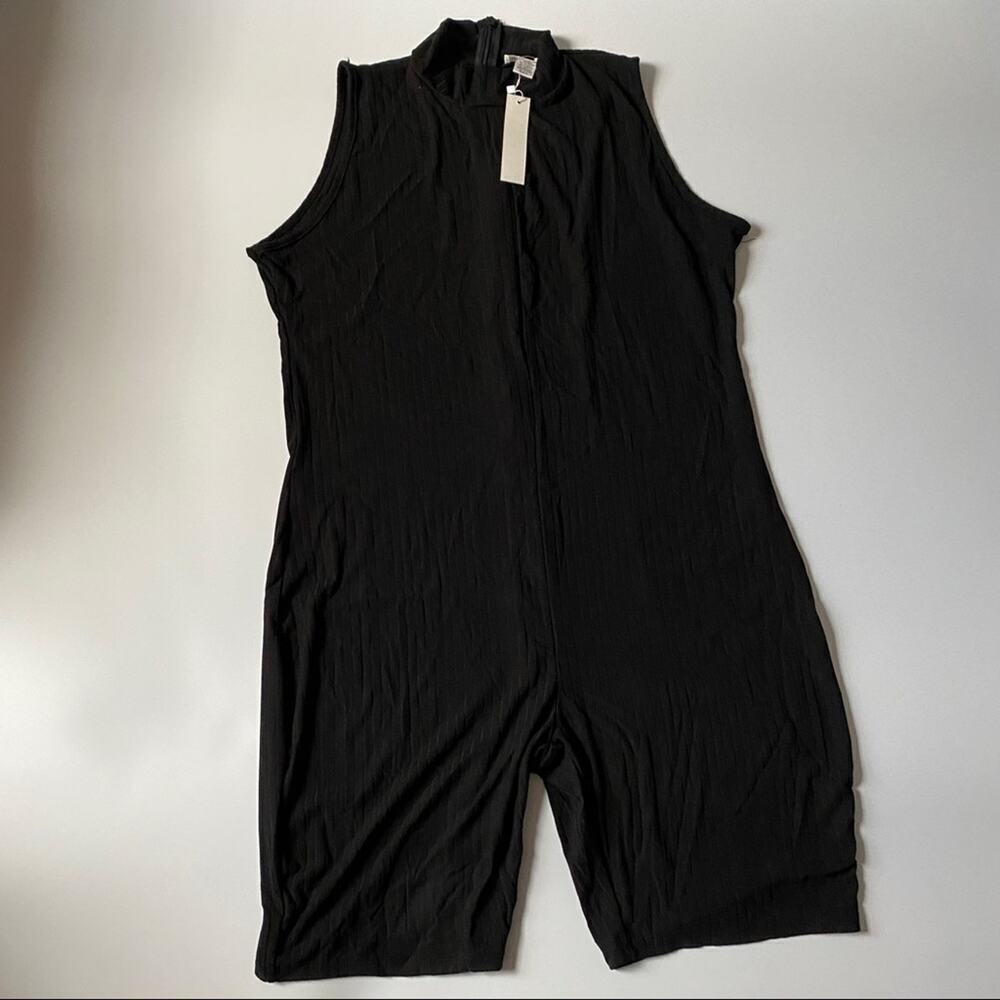 Bodycorn Romper Curvy Plus Size 1XL Mock Neck Back Zip Up Sleeveless  Black